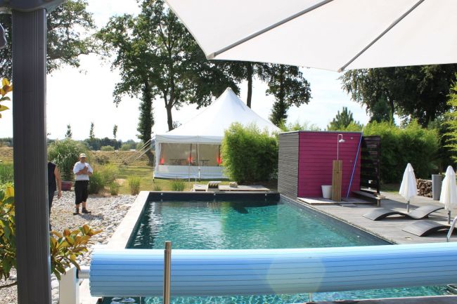 Tente Bambou a louer devant la Piscine prés de Cany-Barville 76